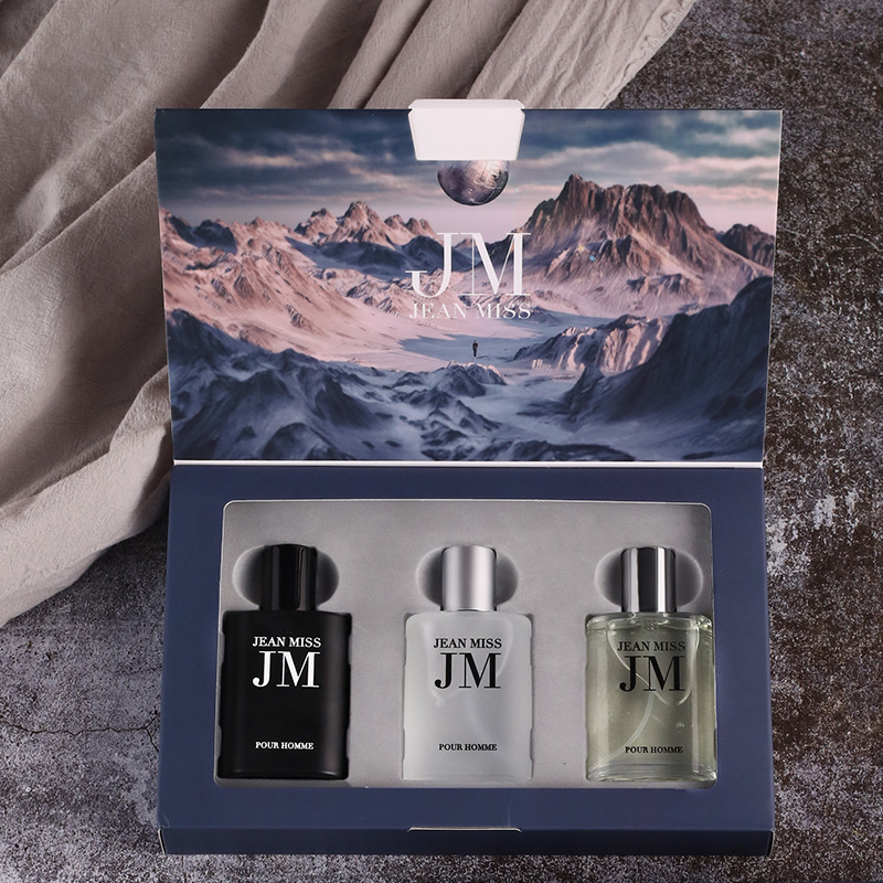 Perfume In Fragrance - ชุดของขวัญน้ำหอมสำหรับผู้ชาย 3 ชิ้น, ขวดทรงสี่เหลี่ยมลายนูน, ชุดตัวอย่างน้ำหอมกลิ่นไม้และน้ำ, สเปรย์น้ำหอมหลากสีดำ
